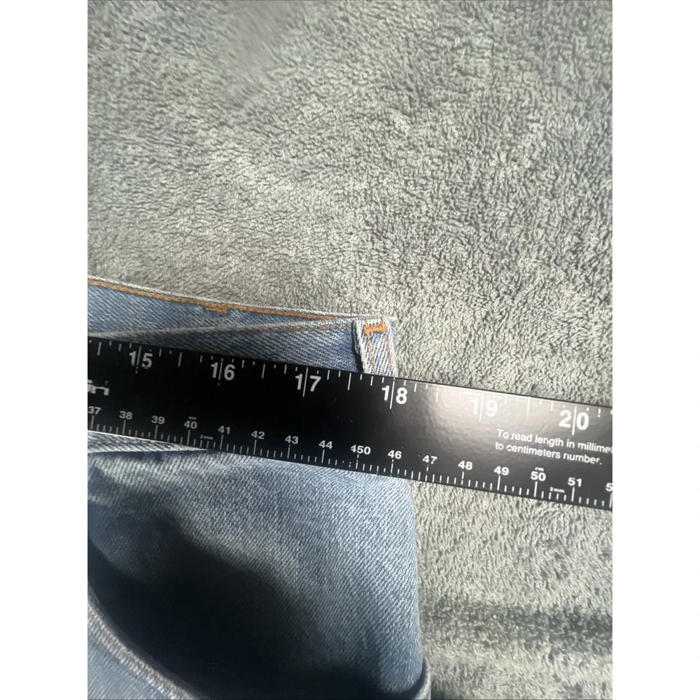 Vintage Levis 560 Jeans Mens 36x32 Loose Tapered Leg Denim Baggy Made in USA 90s